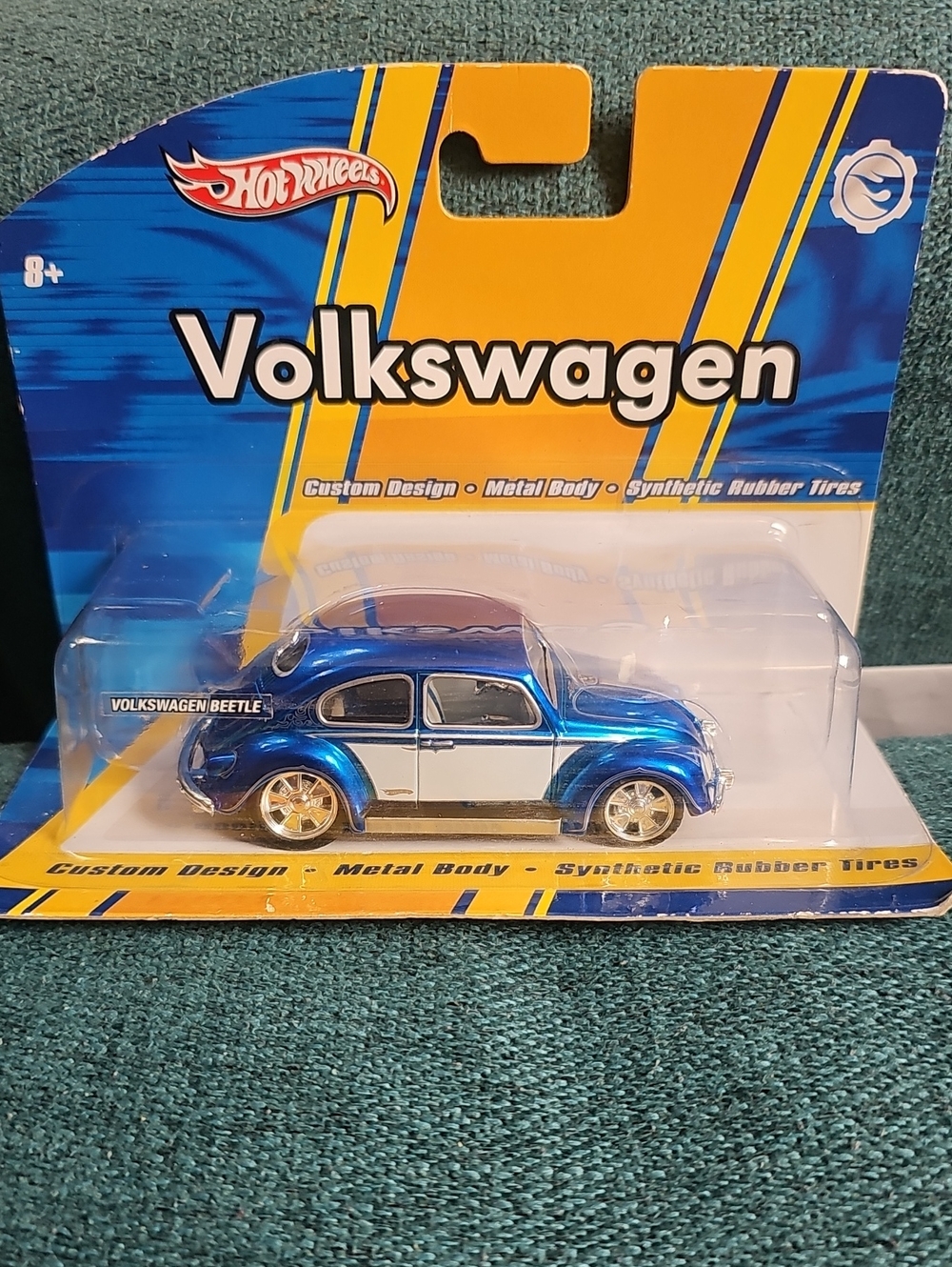 Hot Wheels Volkswagen Beetle Blue & White Split Window